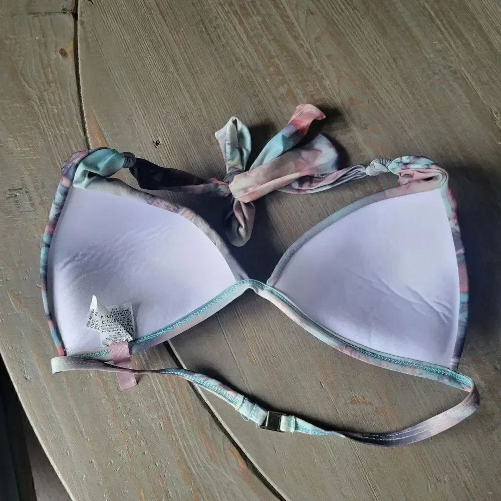 Bikini Luxe by Lisa Vogel 8 M